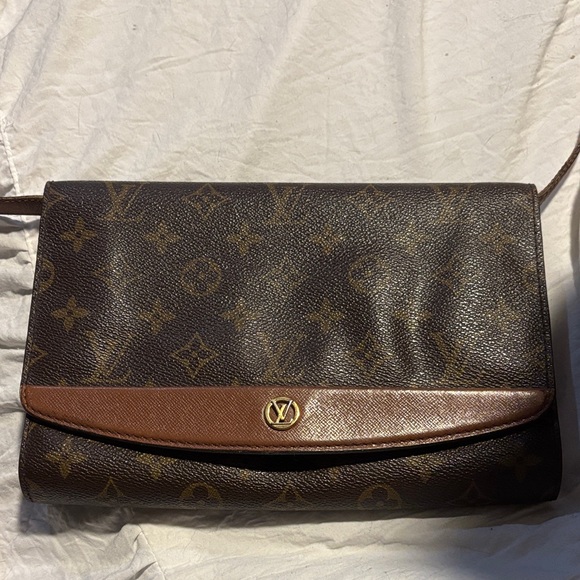 Louis Vuitton Monogram Brown Crossbody Bag - Picture 1 of 8